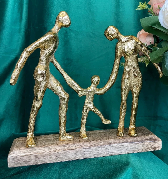 FIGURKA STOJĄCA RODZINA ZŁOTO DREWNO 21,5CM