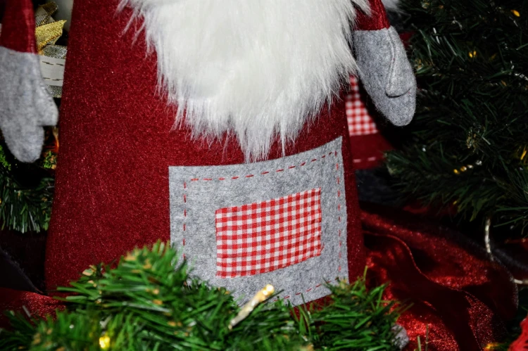 b2ecdd67066983d1e75c0981f69c7b04