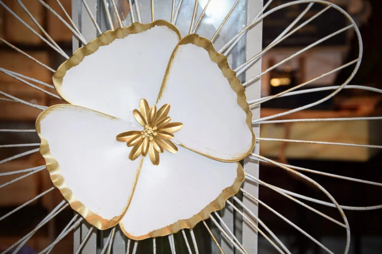 9e234ca8f475c147cd4bfaafae17d421