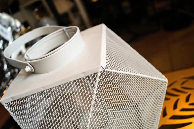 f549f58143e943701d77d2e17272a8c3