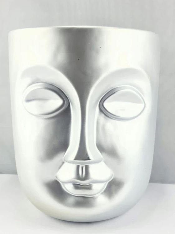 18b58cd05c17623ed0d2e87821dd44e8