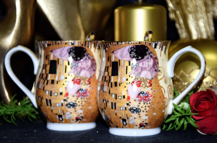 f90f7041a2e6f3e8e4bed7b8f5279b99