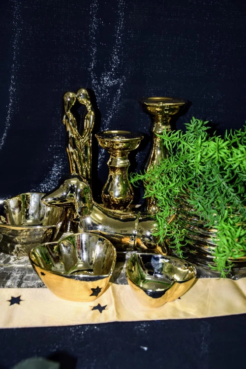 7063d957f0231a62e46514487b3ccd3b