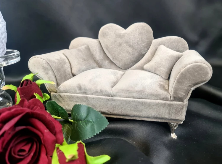 8548dc14c68f5f1a2ddb0f2f346ae300