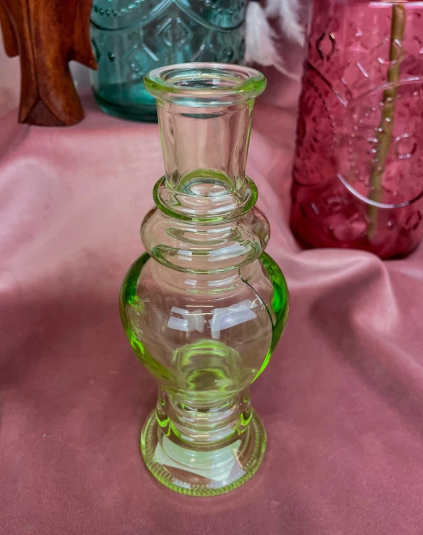 WAZON ŚWIECZNIK VENICE H15,5 CM SOFT GREEN mix WZORÓW