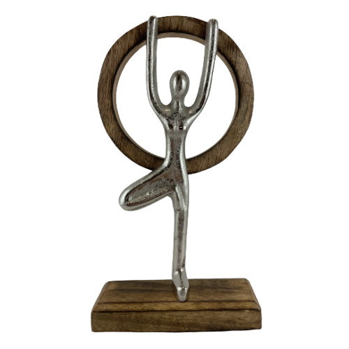 FIGURKA SPORTOWIEC Z DREWNIANĄ OBRĘCZĄ 27,5CM