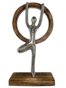 FIGURKA SPORTOWIEC Z DREWNIANĄ OBRĘCZĄ 27,5CM