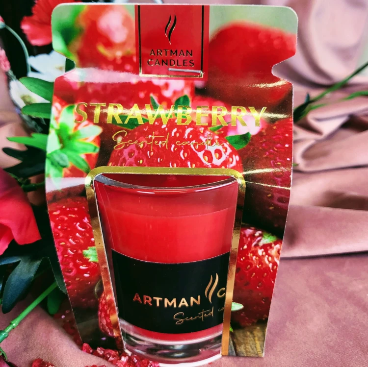 ŚWIECA  ZAPACHOWA W SZKLE FOR YOU CZERWONA STRAWBERRY