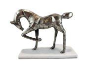 FIGURKA METALOWY KOŃ NA PODSTAWIE 21X25,5X8