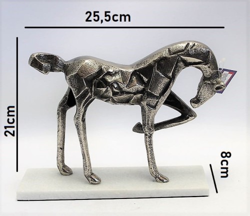 FIGURKA METALOWY KOŃ NA PODSTAWIE 21X25,5X8