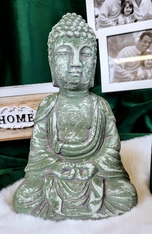 FIGURKA BUDDA BETONOWA ZIELONA POSTARZANA