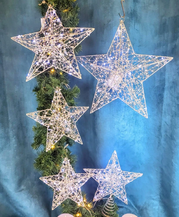 WISZĄCA OZDOBA SREBRNA GWIAZDA LED 30CM