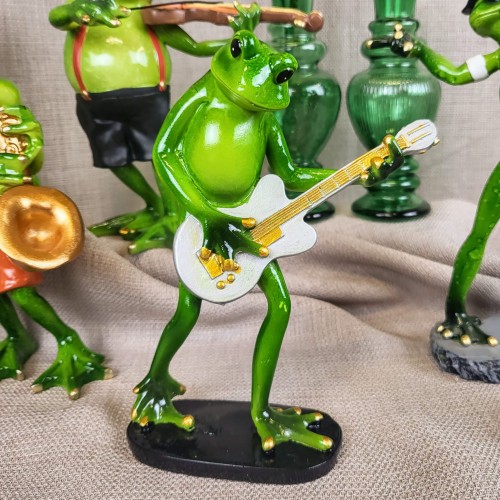 FIGURKA ŻABA Z GITARĄ GITARZYSTA 16,5CM