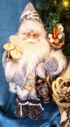 ŚWIĄTECZNA FIGURKA MIKOŁAJ Z NARTAMI 35 CM