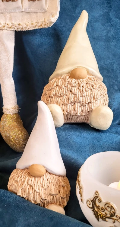 SKRZAT GNOM KRASNAL BIAŁY BETON 16CM