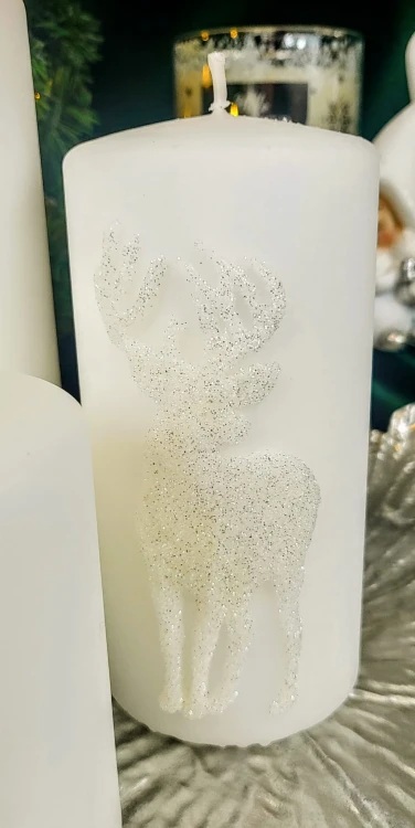 ŚWIECA PARAFINOWA JELEŃ APLIKACJA WALEC ŚREDNI 14CM