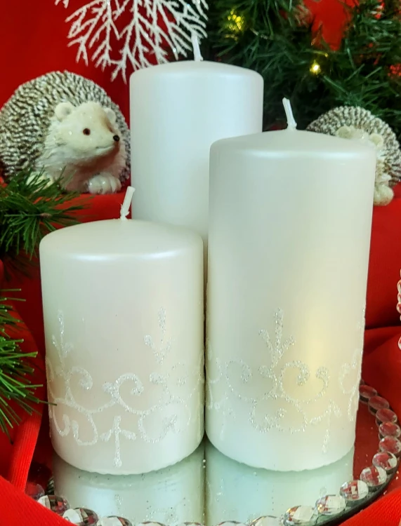 ŚWIECA TIFFANY NEW WALEC MAŁY 10CM BIAŁY