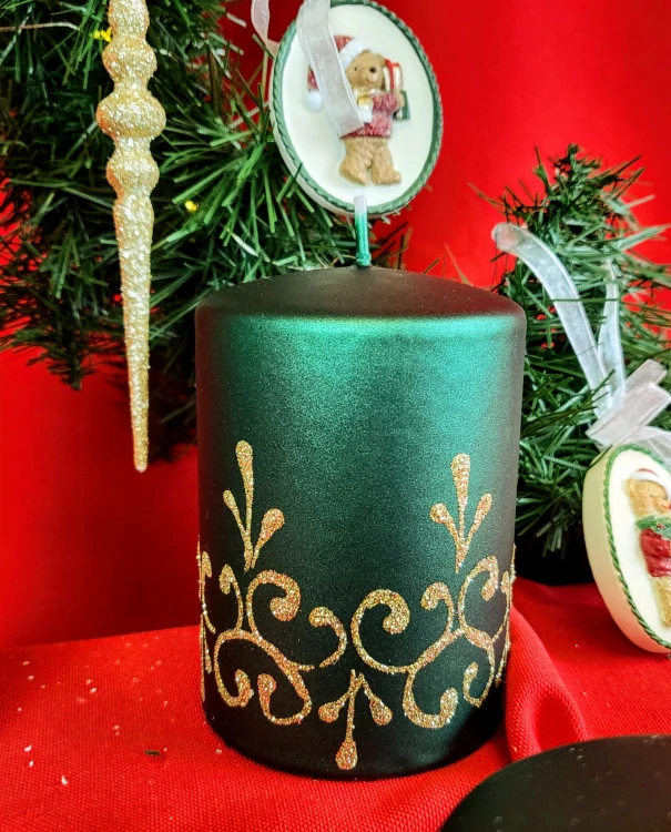 ŚWIECA TIFFANY NEW WALEC MAŁY 10CM ZIELONY