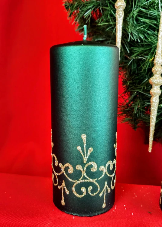 ŚWIECA TIFFANY NEW WALEC ŚREDNI 14CM ZIELONY