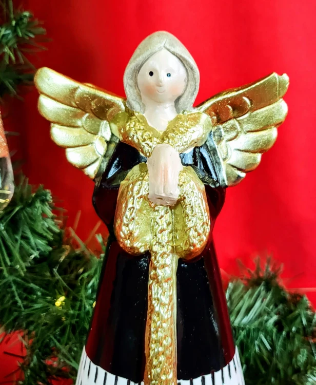 FIGURKA ANIOŁ STOJĄCY CZARNO-ZŁOTY 22CM