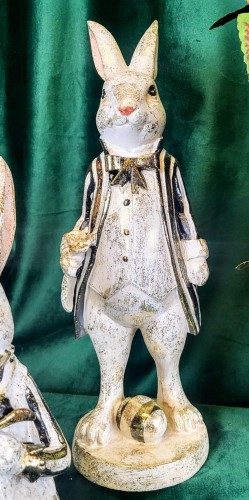 FIGURKA KRÓLIK Z JAJKIEM PIERROT