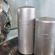 ŚWIECA KOLIA METALIK WALEC SREBRNA H17,5CM