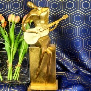 ZŁOTA FIGURKA GITARZYSTA 45CM