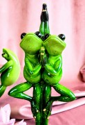 FIGURKA DWIE ŻABY YOGA JOGA 24CM