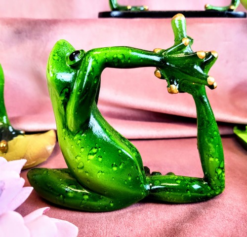 FIGURKA ŻABA YOGA JOGA 9,5CM