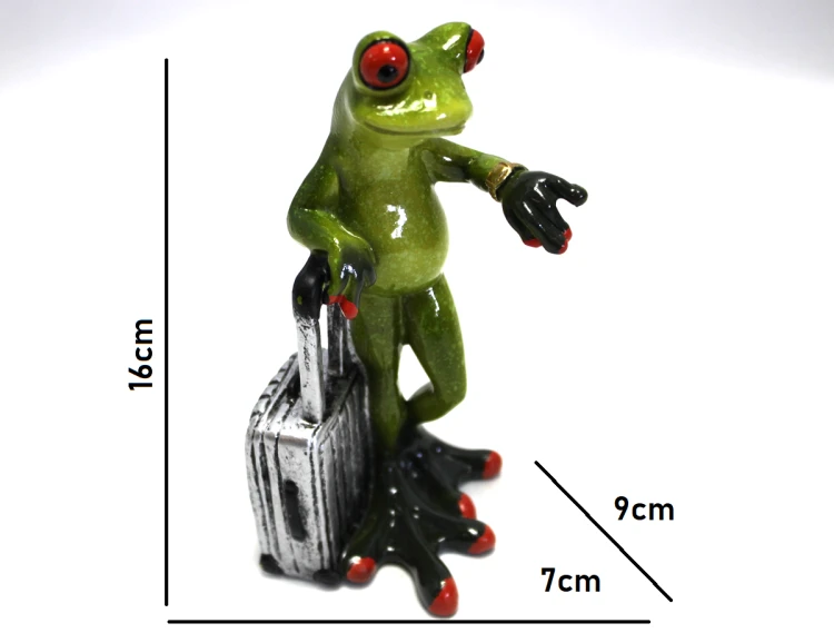 FIGURKA ŻABA Z WALIZKĄ PODRÓŻNIK 16CM