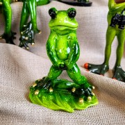 FIGURKA ŻABA "EDUKUJĄCA"