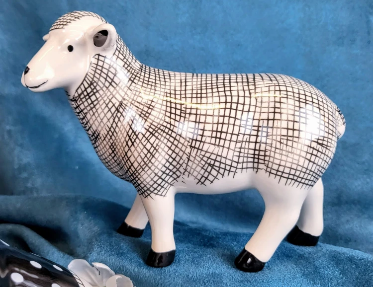 723a5e140942ddaf2f3a79bd2fbc834d