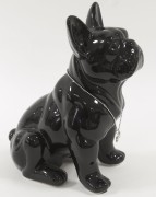 FIGURKA PIES BULDOG CZARNY Z NASZYJNIKIEM 22x18x11,5