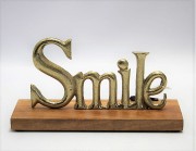 FIGURKA NAPIS SMILE ZŁOTY 23CM PREZENT