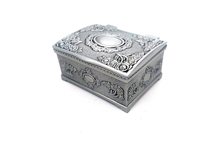 ZDOBIONA METALOWA SZKATUŁKA  6x5cm
