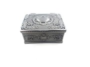 ZDOBIONA METALOWA SZKATUŁKA  6x5cm
