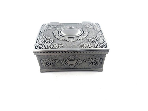 ZDOBIONA METALOWA SZKATUŁKA  6x5cm