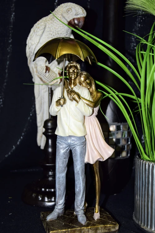 FIGURKA PARA ZAKOCHANI PREZENT 29,5CM