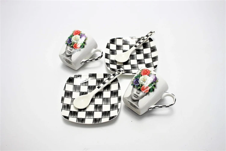 ELEGANCKI PORCELANOWY ZESTAW ESPRESSO PEPITKA KOBIETA