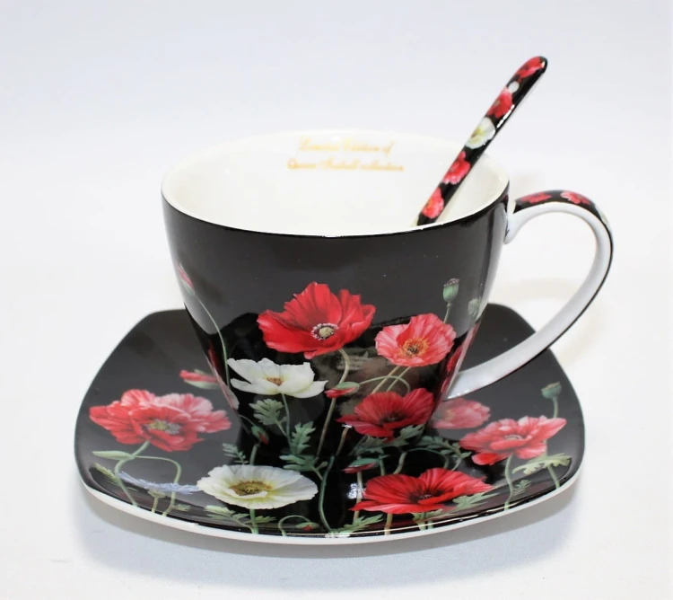KOMPLET FILIŻANEK ESPRESSO Z ŁYŻECZKAMI MAKI 2x250ML