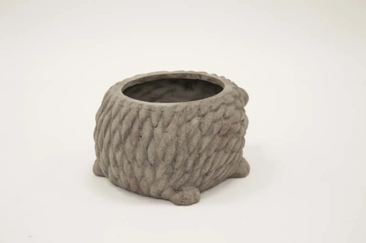DONICZKA OSŁONKA BETONOWA JEŻ 9,5x13,5x20 CM
