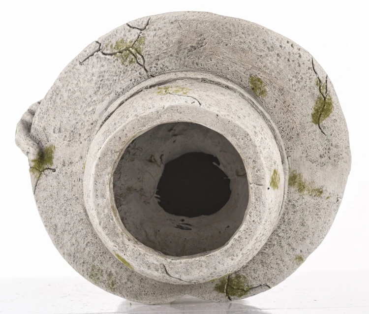 OSŁONKA DONICA ALA BETON KOBIETA 43x28x26CM