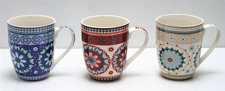 KUBEK CERAMICZNY 300ML mix 4 kolory
