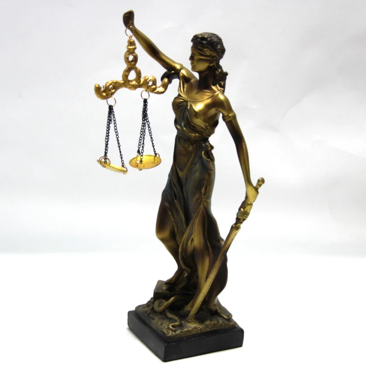 FIGURKA TEMIDA 28CM