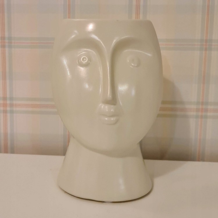 f6810181b4a378407ea8634815188163