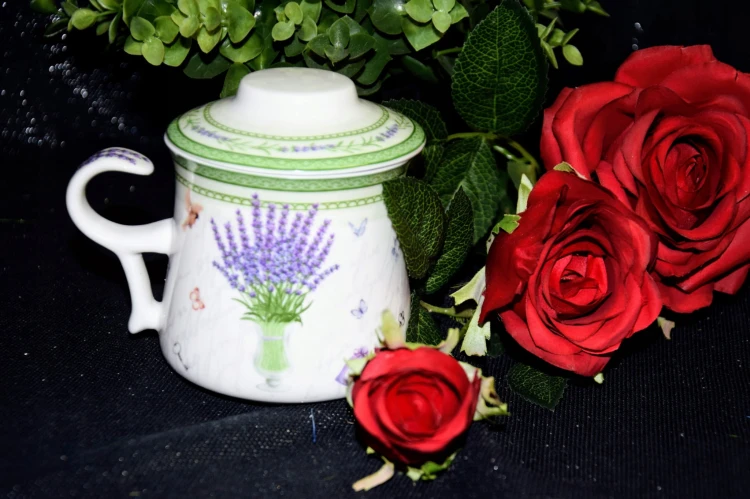 6d50567fef1e459da8d205bf4c6a6526