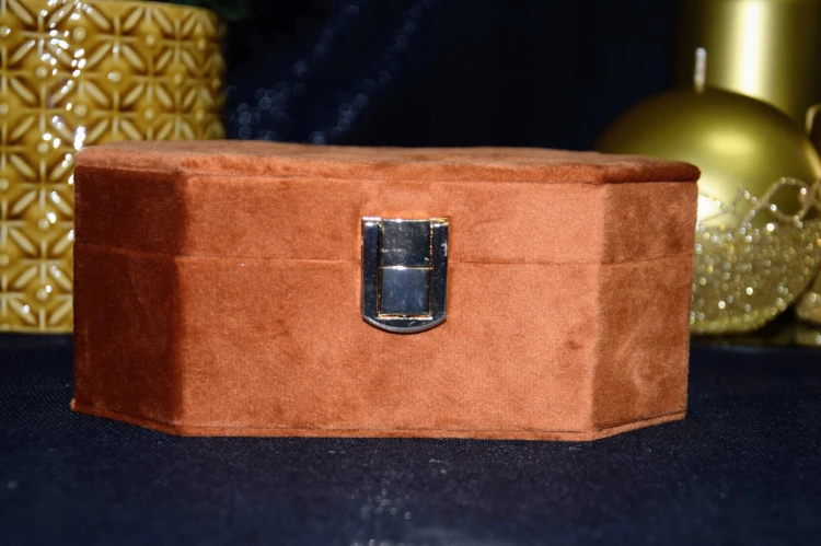 5249224f5e2210b44b6991d5913cf3b9