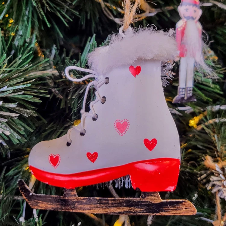 0ab048ff73e2f44255f348e1850d6c95