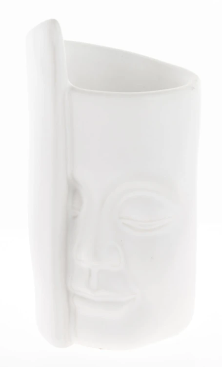 05b56617eb03f019f79357a0a4746ea4