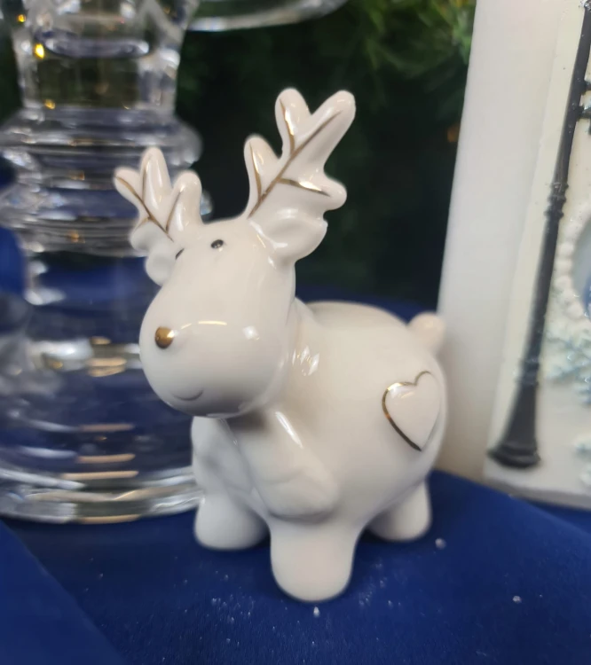 7ef9d7e636b46e628a40875ec3d96b40